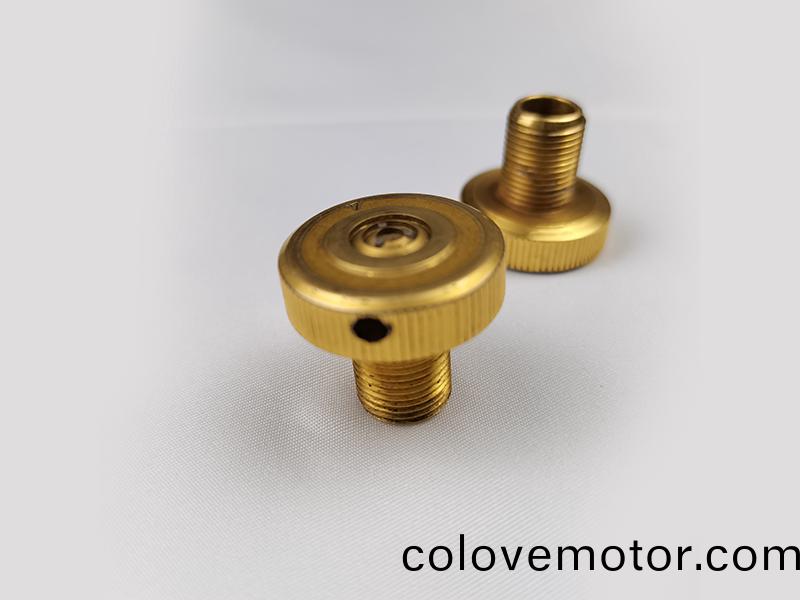 得人(ren)精(jing)工爲(wei)電(dian)子(zi)行(xing)業提(ti)供(gong)吸(xi)嘴(zui)、颳刀(dao)、測(ce)試(shi)平檯、分選(xuan)盤(pan)等