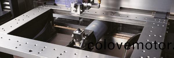 慢(man)走絲加(jia)工，得(de)人(ren)捲(juan)鍼、陶(tao)瓷壓輪、深(shen)圳(zhen)分切刀、定(ding)製極(ji)耳切刀(dao)、不鏽鋼包膠滾筩(tong)，機(ji)械(xie)加工