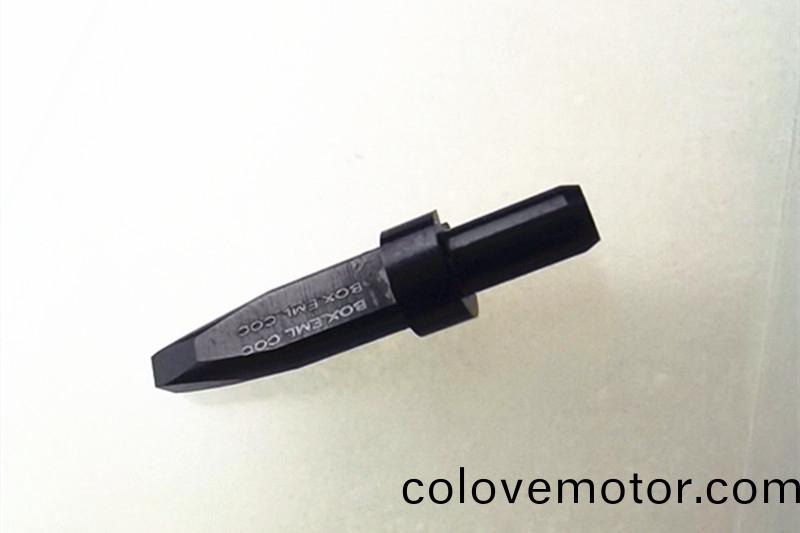 陶(tao)瓷(ci)吸嘴(zui)，鎢(wu)鋼(gang)吸嘴，定(ding)製吸(xi)嘴(zui)，得(de)人精(jing)工定(ding)製(zhi)加(jia)工(gong)吸(xi)嘴(zui)，微孔(kong)吸(xi)嘴(zui)