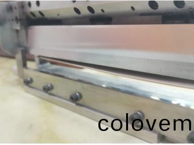 鋰(li)電(dian)池(chi)隔(ge)膜(mo)切(qie)刀